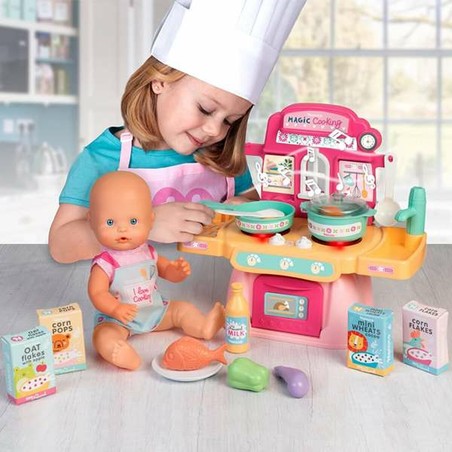 Muñeca bebé con utensilios de cocina para desarrollo imaginación