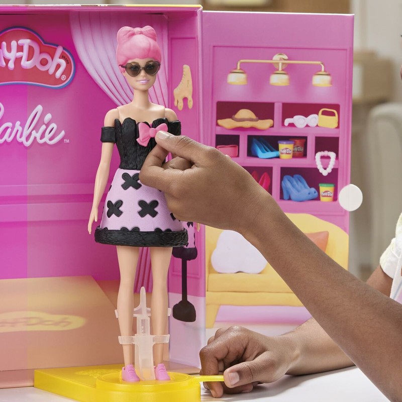 kit manualidades infantil Play-Doh Barbie diseñando moda