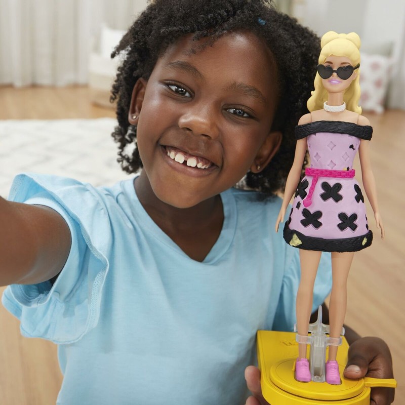 herramientas y moldes para plastilina Play-Doh Barbie fashion