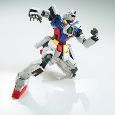Detalle de piezas del set de construcción educativo Gundam AGE-1