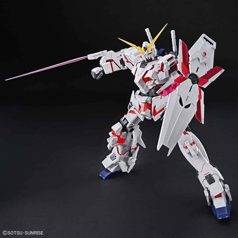 Detalle figura Unicorn Gundam 1/48 - juguete construcción motricidad fina