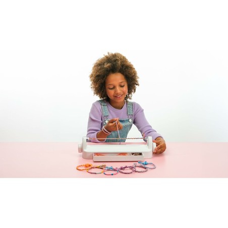 Juego de manualidades para desarrollar motricidad fina y creatividad