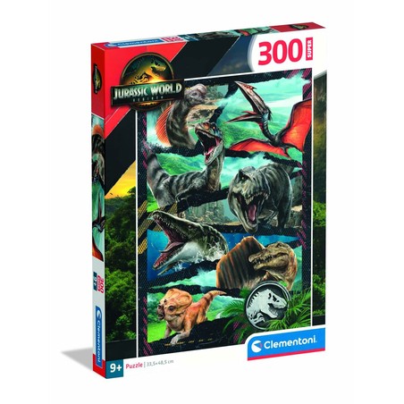 Familia jugando con puzzle para niños 9 años