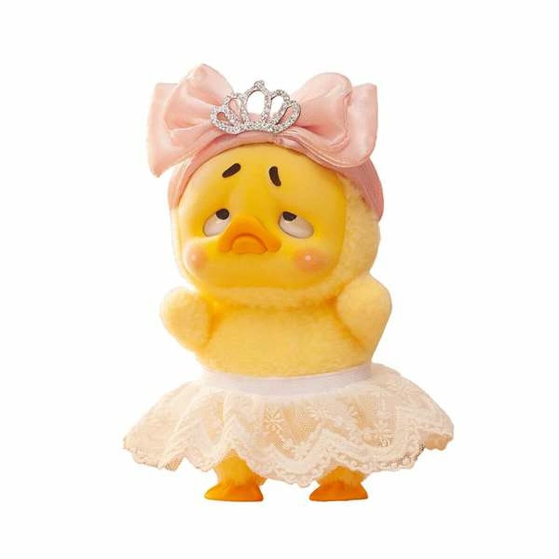 Primer plano del peluche suave infantil Upsetduck, textura agradable.