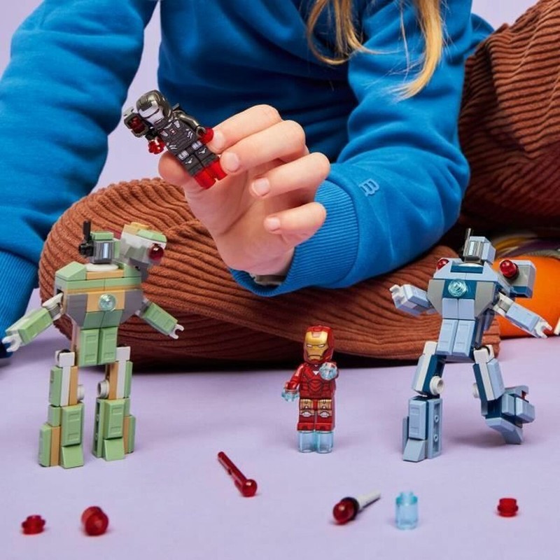 Lego Iron Man War Machine en acción