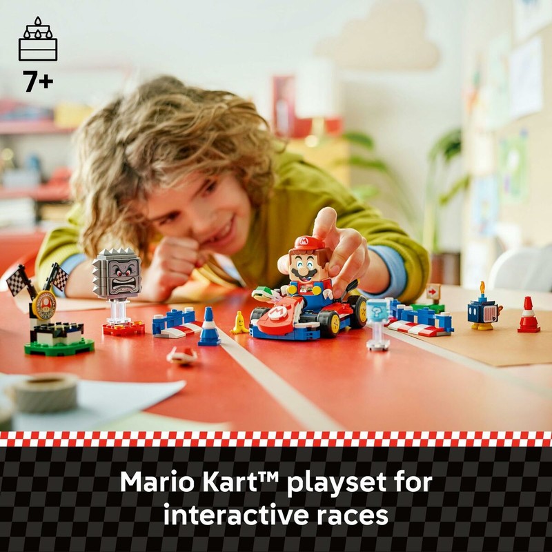 lego mario kart montado en pista de juego