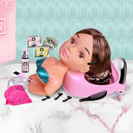 Detalle del rostro de la Muñeca Nancy, un regalo para niñas 3 años.