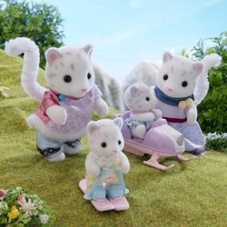 Juguetes construcción niños Sylvanian Families Familia Leopardo de las Nieves 2