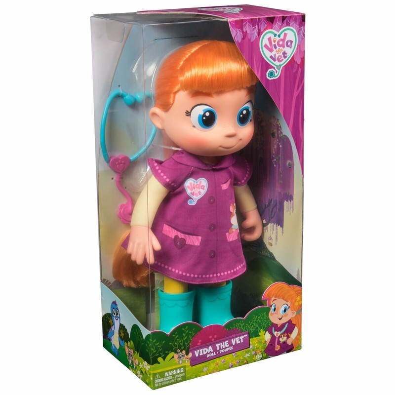 Muñeca con accesorios para jugar y desarrollar imaginación