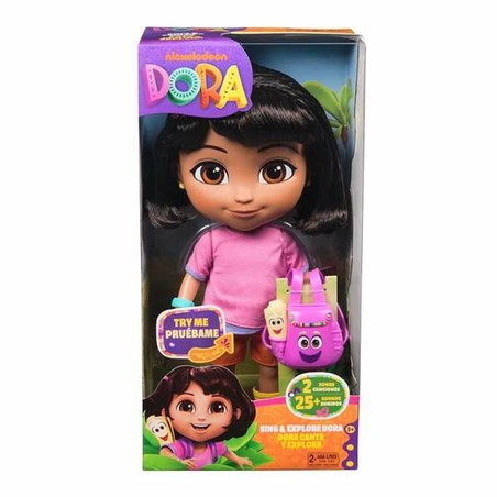 Muñeca Dora con detalles de calidad