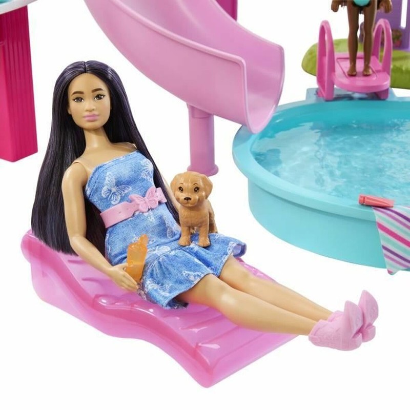 Juguetes piscina para muñecas: Barbie disfrutando del jacuzzi.