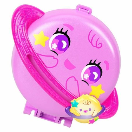 Figura de Polly Pocket explorando su playset multicolor