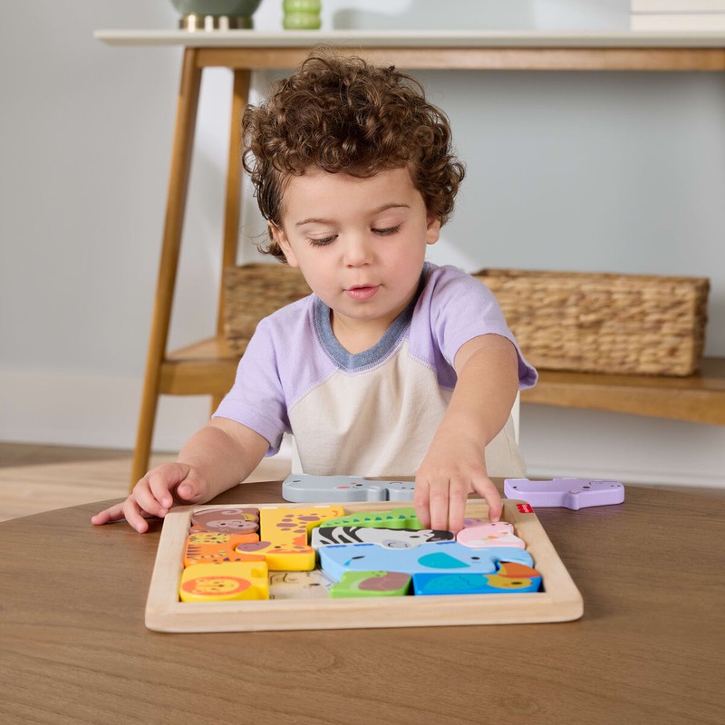 Puzzle de madera Fisher-Price con base: Facilita el juego.