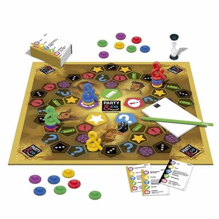 Jugadores disfrutando de una partida del juego de agilidad mental Party Co Rush