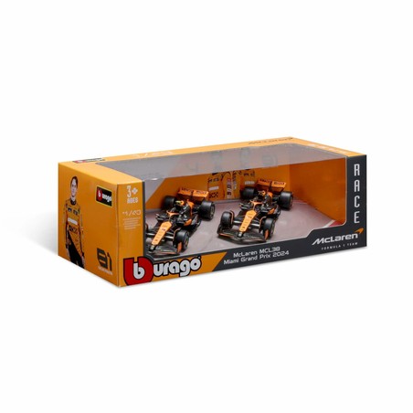 Set coches carreras McLaren negro y naranja