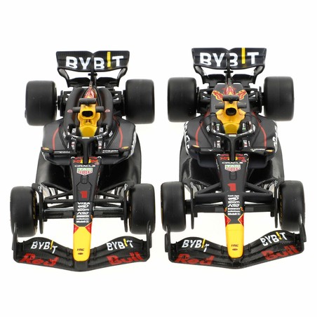 Detalle de coche de carreras Red Bull Burago, no es un coche teledirigido