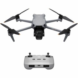 Dron Dji Air 3S volando sobre paisaje, evocando la libertad de coches juguete niños