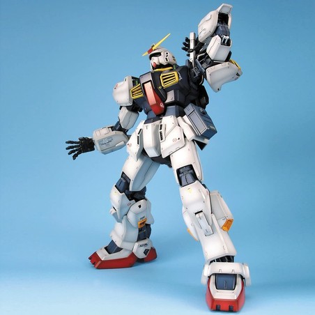 Figura Bandai ABS de alta resistencia para coleccionistas