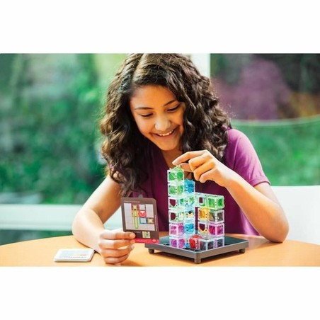 Esquema de un reto resuelto en el juego de lógica Ravensburger